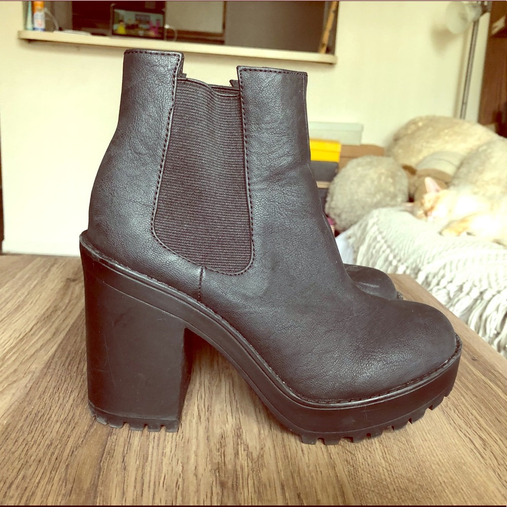 Black Chunky Heeled Booties